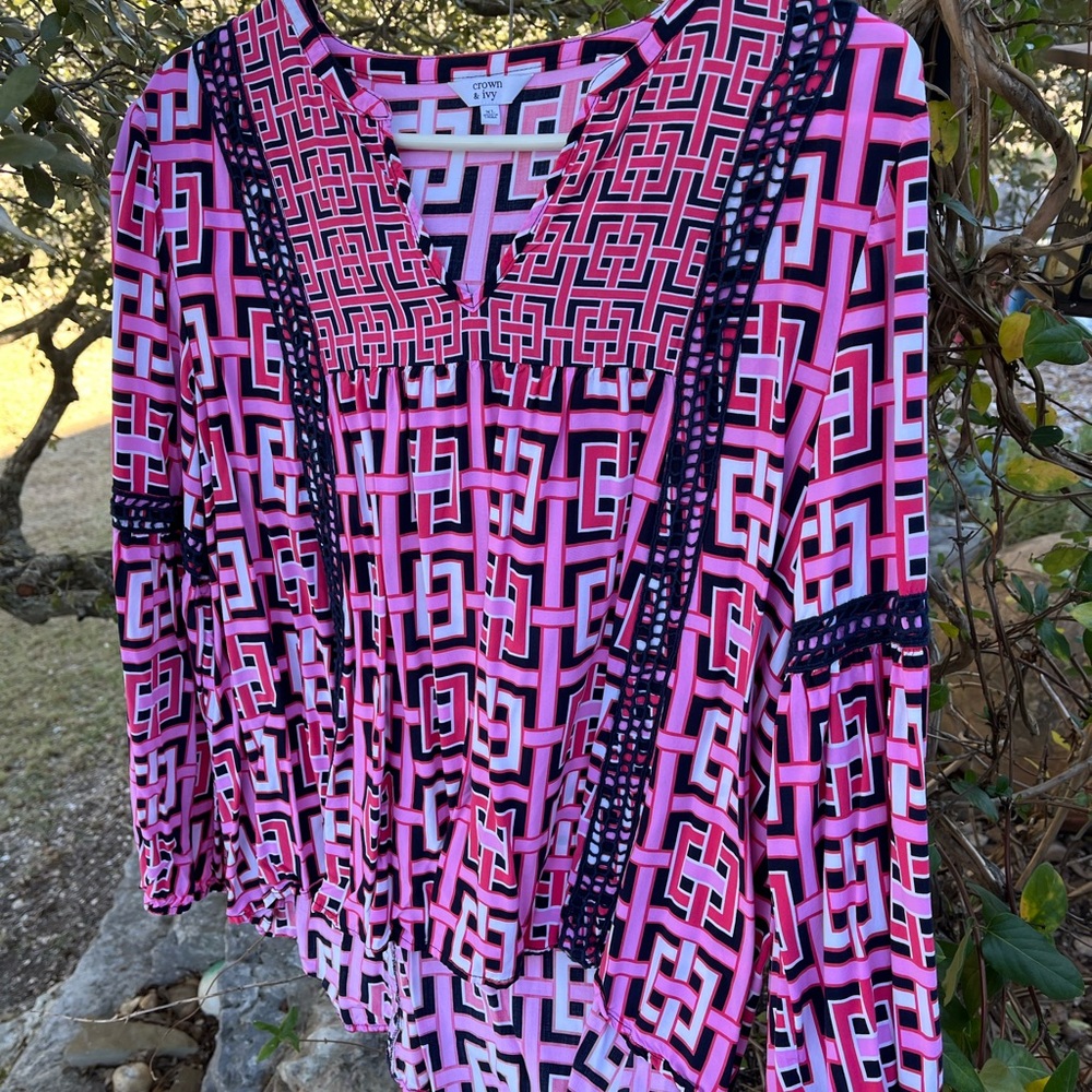 Pink and Navy Geometric Crown & Ivy Blouse
